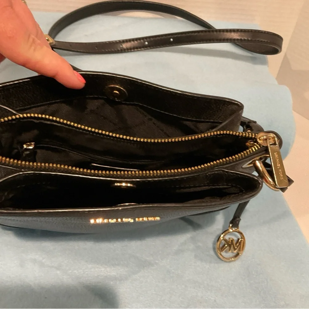 Michael Kors Black‎ Leather Crossbody Bag
